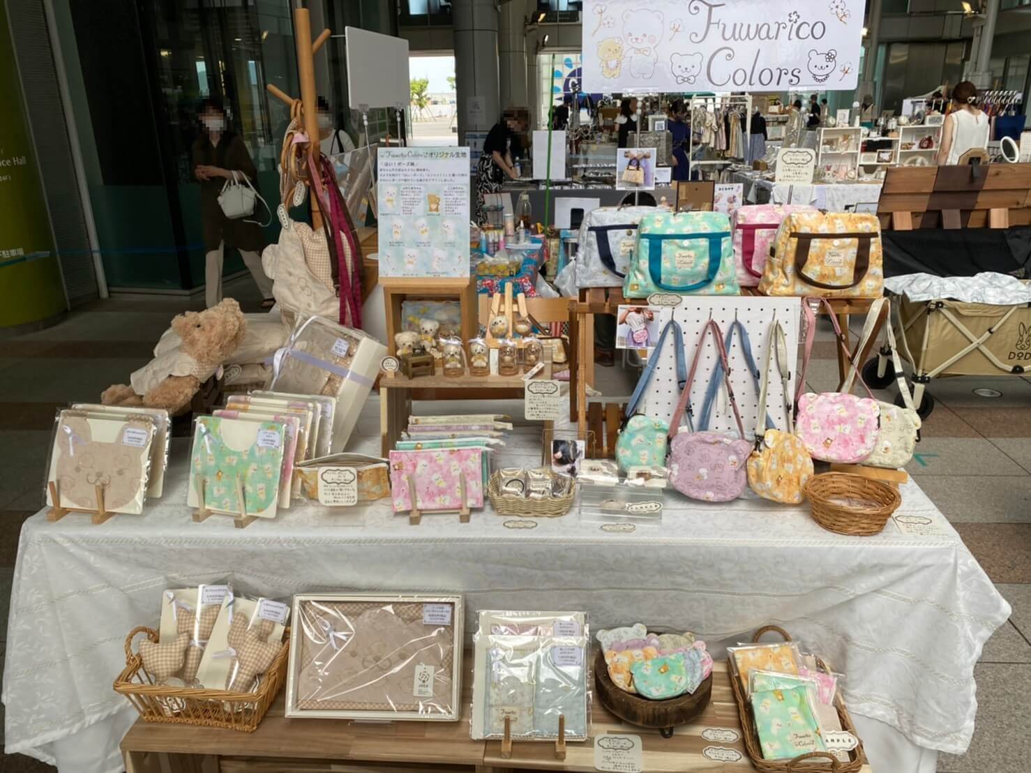 海の見えるのみの市　出展の様子